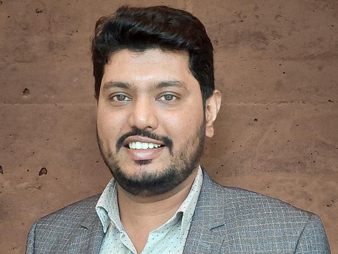 Headshot Museb Shaikh